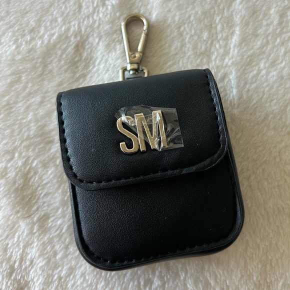 ☀️FREE - Steve Madden Purse pouch - Picture 1 of 3